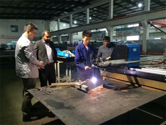 Dobra kvaliteta cnc plazma rezanja mašina Kina fabrička cijena