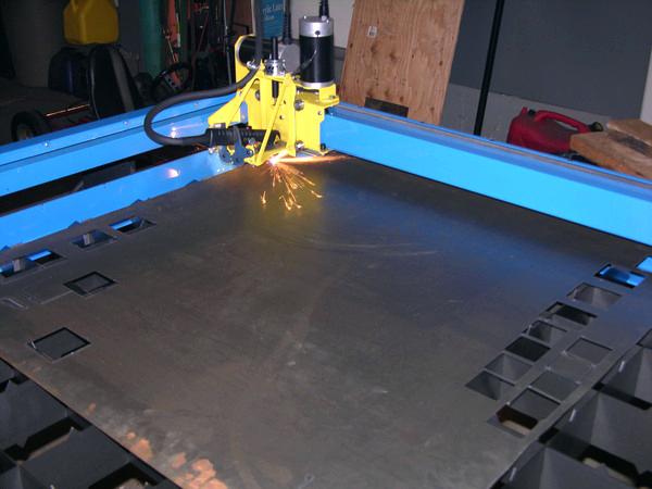 Automatska prenosna CNC plazma rezana mašina sa Fastcam softverom za gneženje