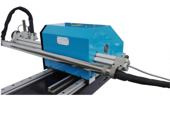 Fabrički isporučuje mašinu za sečenje niske i visoke konfiguracije CNC plazma rezanja