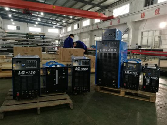 Fabrički dovod i brza mašina za rezanje plazme Huayuan CNC plazma