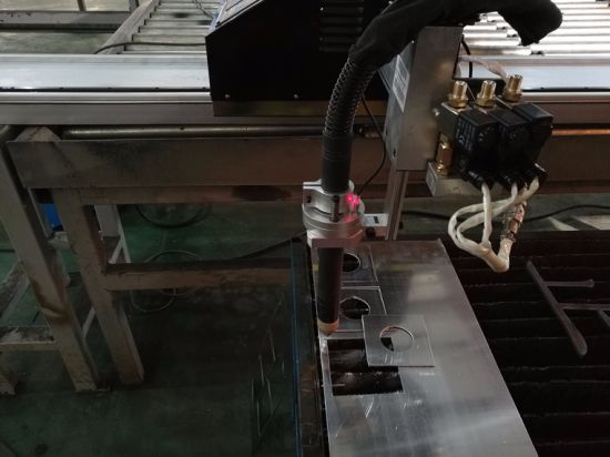 Kina ekonomska CNC metalna plazma mašina za sečenje metala